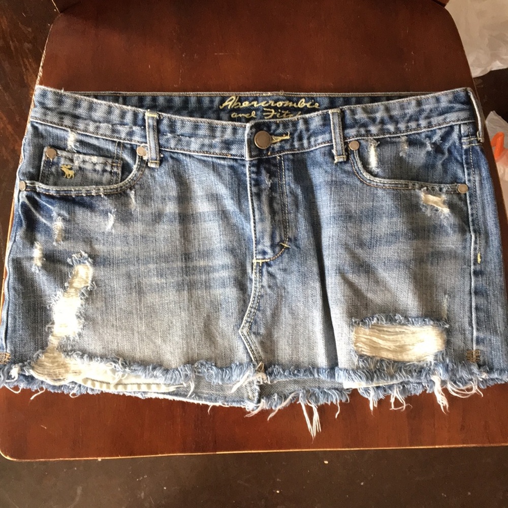 Abercrombie and Fitch mini skirt
